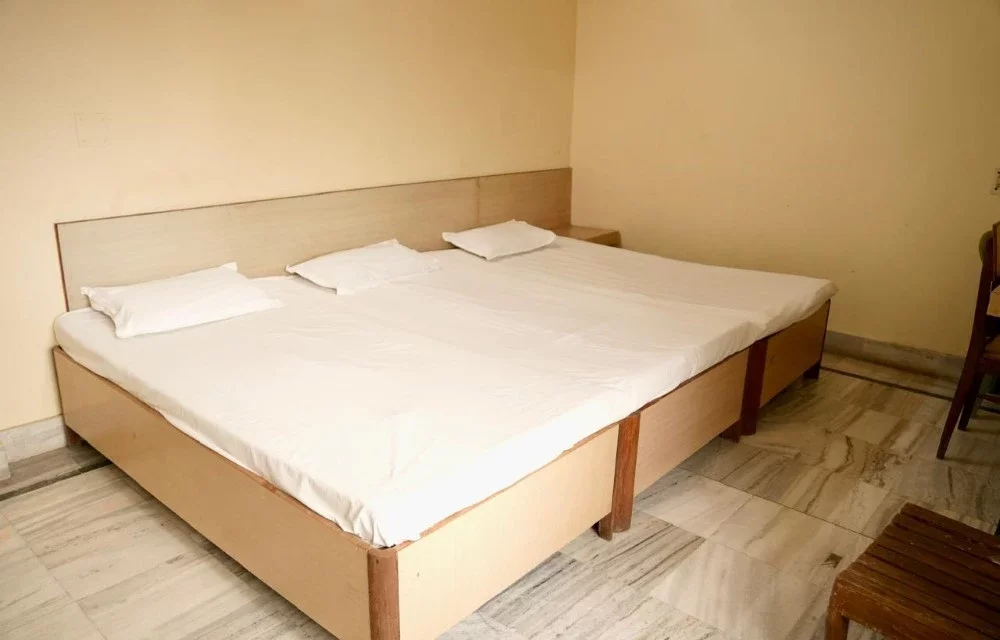 Sri Venkateshwar Lodge